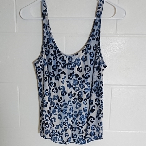 Secret Treasures Blue and Navy/Black Leopard Camisole Shell Top - Picture 7 of 9